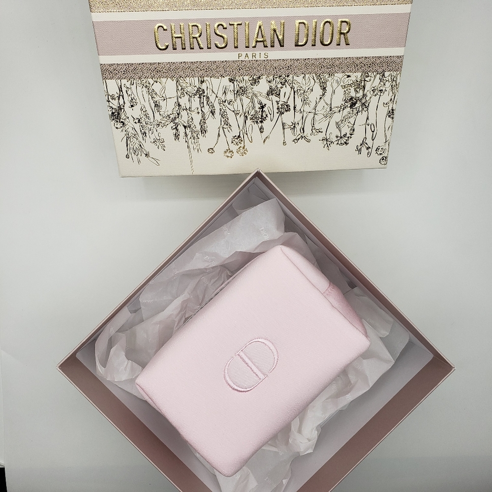 Dior Pink Cosmetic Bag Leather Minimalist Design - Picture 3 of 12